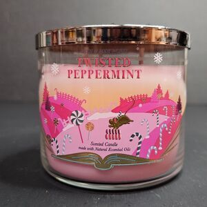 New Bath & Body Works Twisted Peppermint 3-Wick 14.5 Ounce Candle White Barn